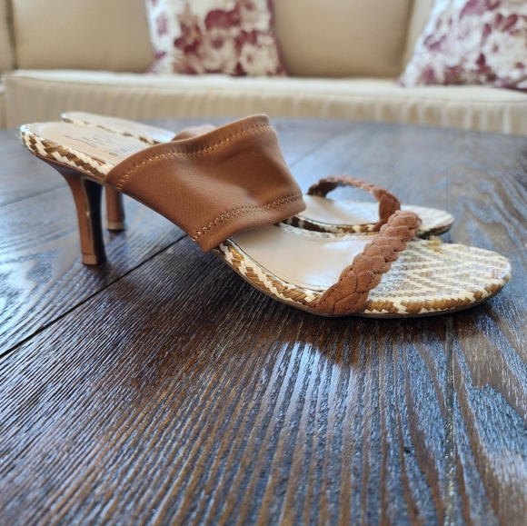 Impo Stretch Brown Sandal pumps Women's size 8.5us - Picture 4 of 6